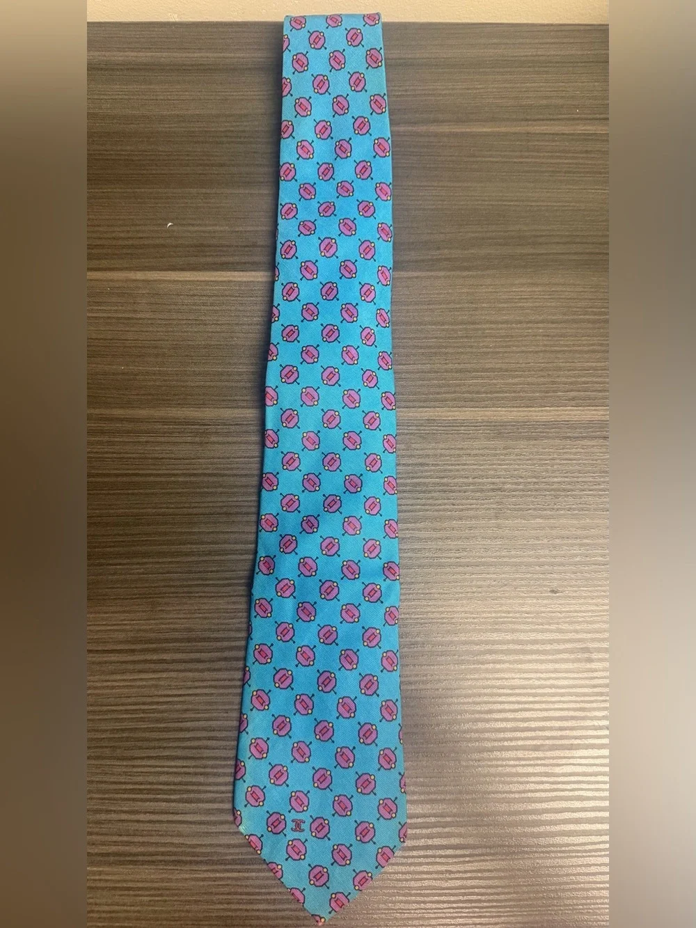ChanelMen's Blue Pink Patterned Tie